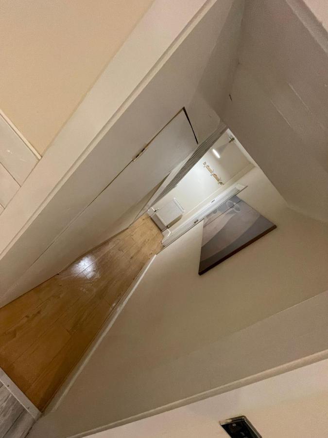 Big 3 Bedroom London House With 2 Bathroom Plumstead  Exterior photo