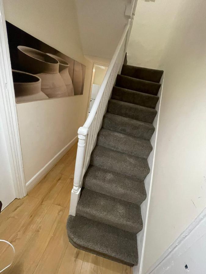 Big 3 Bedroom London House With 2 Bathroom Plumstead  Exterior photo